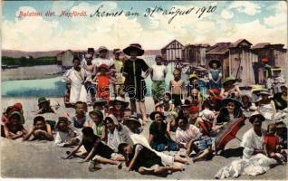 1920 Balaton, Napfürdő, fürdőzők a strandon + "PRAGERHOF - BUDAPEST 8 B" vasúti mozgóposta bélyegző (fa)