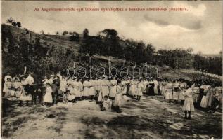 Eger, Angolkisasszonyok intézetének nyaralójában a bennlakó növendékek játszótere. Divald Károly fia