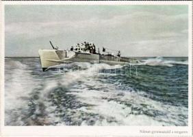 Második világháborús német katonai lap. Német gyorsnaszád a tengeren. Ullrich haditudósító felvétele. PK-Aufn. Kriegsber. C. Berger, Carl Werner / WWII German Navy, motorboat