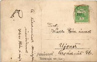 1912 Felsőozor, Horné Ozorovce (Bán, Bánovce nad Bebravou); italozó család képe az udvaron / family,...