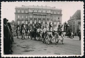 cca 1937 Budai Vár, Szent György tér, Honvédelmi Minisztérium, fotó, 6x9 cm