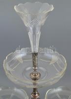 Díszes alpakka-üveg kínáló, alpakka testtel, üveg betétekkel, jelzés nélkül, az üvegeken csorbákkal,...