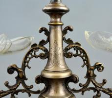 Díszes alpakka-üveg kínáló, alpakka testtel, üveg betétekkel, jelzés nélkül, az üvegeken csorbákkal,...