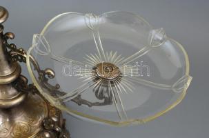 Díszes alpakka-üveg kínáló, alpakka testtel, üveg betétekkel, jelzés nélkül, az üvegeken csorbákkal,...