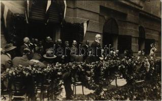 1920 Szombathely, Gróf Apponyi Albert a Trianoni döntés bejelentésekor / declaration of the Treaty of Trianon. photo