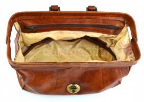 Bőr orvosi táska, 25x40 cm