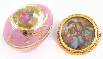 Limoges porcelán tojáska és bross. Matricás, jelzett, hibátlan. 5 cm, d: 3,5 cm