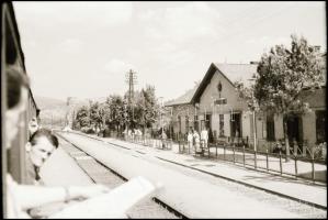 1957 Nógrádverőce, vasútállomás, fotónegatív, 6×9 cm