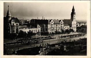 1943 Nagyvárad, Oradea; Szent László tér, villamos, gyógyszertár, üzletek. Central foto kiadása / square, tram, pharmacy, shops