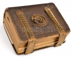 Xántus János, (1825-1894.) magyar természettudós, utazó, néprajzkutatóhoz kapcsolódó fénykép album 3...