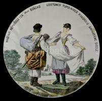 XIX. század vége: Magyar népviseletek XVIII. sz. kézzel festett fajansz dísztányér sorozat 3 db, d: ...