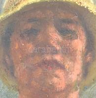Olvashatatlan jelzéssel: Kalapos portré. Olaj, karton. Díszes fa keretben, 25×17 cm