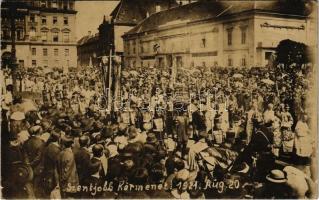 1921 Budapest I. Szent Jobb körmenet a várban augusztus 20-án. photo