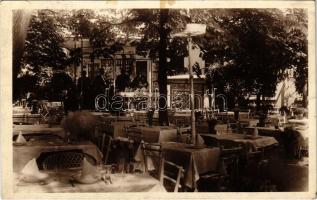 1936 Budapest XI. Ketter étterem kerthelyisége, étterem. Horthy Miklós út 48. (ma Bartók Béla út). Bura Károly és cigányzenekara muzsikál