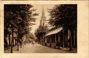 1928 Komárom, Komárno; Nádor utca, Hermann üzlete / Ulice Palatinská / street view, shops (gyűrődés / crease)