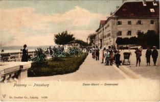 Pozsony, Pressburg, Bratislava; Duna kőpart. Dr. Trenkler Co. / Donauquai / quay, street view (r)