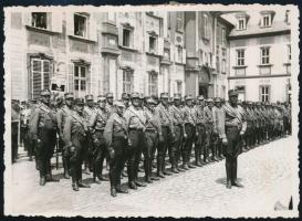 cca 1933-1934 Németország, SA (Sturmabteilung) díszszemléje, fotó, 8,5×11,5 cm