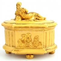 XIX. sz. második fele: Klasszicista fajansz ládika talpakkal. Figurális díszítésekkel. Formaszámmal....