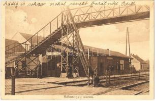 1932 Budapest XVII. Rákosliget, vasútállomás, sorompó, felüljáró híd. Rácz Mihály kiadása (Rb)