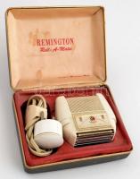 Remington Roll-AMatic borotva, eredeti belül kopott, kissé sérült, dobozában.