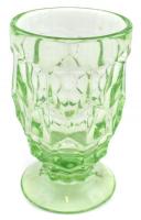 Uránzöld üveg pohár. Formába öntött, anyagában színezett. Lecsiszolás a talpon. m: 13 cm