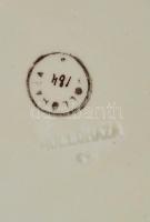 XIX. sz.: Hollóházi fajansz dísztál Kézzel festett, jelzett, sérült. d: 35 cm