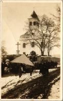 1929 Erdőhorváti, Szent Kereszt katolikus templom télen. photo (apró lyuk / tiny pinhole)