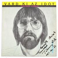 1983 Tolcsvay László autográf aláírása és dedikációja Várd ki az időt c. bakelit lemezének borítóján, megjelenésének évében.