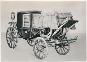 3 db MODERN magyar motívum képeslap: hajó, lovashintó / 3 modern Hungarian motive postcards: ships a...