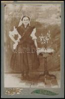 cca 1910 Som-Csurgó, Molnár Júlia fényképész műtermében készült, keményhátú vintage fotó, 16,3x10,6 cm