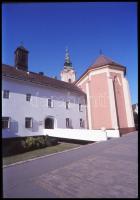 cca 1980 Kecskemét, városképek, épületek, műemlékek, életképek, Vincze János (1922-1998) kecskeméti ...