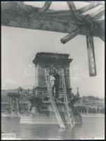 cca 1945 Budapest a háború után, dr. Kunszt János (1892 -1960) budapesti fotóművész hagyatékából 4 d...