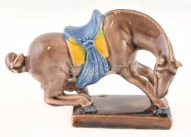 cca 1970 kínai mázas kerámia ló, kézzel festett, alján jelzéssel, hibátlan, 7,5x11,5 cm