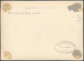 cca 1930-1942 A pécsi Zsolnay gyár korongos műhelyének részlete, fotó, Pécs, Zsabokorszky (Jenő) Mér...