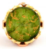 Arany (Au) 14K gyűrű zöld kővel, intaglióval, jelzett, méret: 56 bruttó: 7,87 g