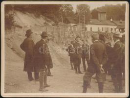 1917 Felsőbányai Teréz-akna ércbánya előtt állók beszédet hallgatnak, feliratozva, 8,5x12 cm / 1917 Baia Sprie, speech at the mine, with description, 8,5x12 cm