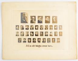 1935 A II. sz. Női Klinika orvosi kara, fotó kartonon, a hátoldalon pecséttel jelzett: Jeney Anka, 17x23 cm