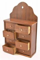 Fa fűszertartó dobozka, akaszthatós, 30x19 cm