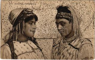 1910 Algerie, Mauresques / Algerian folklore, Moorish women (ázott sarok / wet corner)