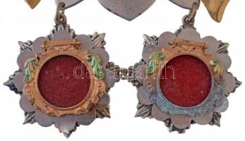 1895. "Budapest Király Lövészet" nagyméretű részben aranyozott, ezüstözött sportlövő díszj...