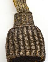 Huszártarsoly V. Ferdinánd (1835-1848) uralkodása idejéből. Piros szattyánbőr, skarlátvörös posztó, ...