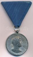 1940. Erdélyi részek felszabadulásának emlékére Zn emlékérem eredeti mellszalaggal. Szign.:BERÁN L. T:2 Hungary 1940. Commemorative Medal for the Liberation of Transylvania Zn medal with original ribbon. Sign.:BERÁN L. C:XF  NMK 428.