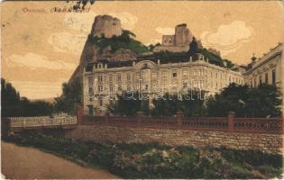 1917 Trencsén, Trencín; Erzsébet szálloda, mögötte a vár. Kiadja Andor dohánytőzsde / Trenciansky hrad / castle with Hotel Elisabeth