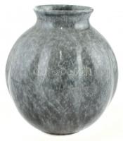 Gorka Géza (1895-1971) szürke tónusos mázas kerámia váza, jelzett, hibátlan, m: 21,5 cm, d: 10 cm