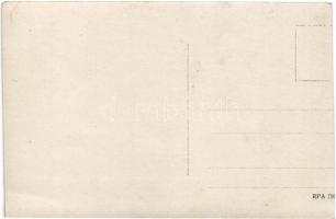 Osztrák-Magyar Haditengerészet matrózai szenet rakodnak a fedélzetre / K.u.K. Kriegsmarine, Kohlever...