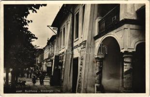 1939 Rozsnyó, Roznava; utca, Express Auto állomás és garázs, Puskás L. üzlete / street view, auto garage and station, shops (ragasztónyom / glue marks)