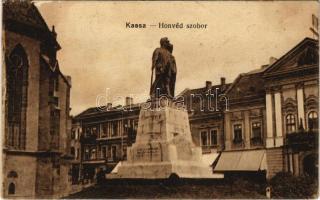 Kassa, Kosice; Honvéd szobor. Vasúti Levelezőlapárusítás 1414. / Hungarian military monument (fl)