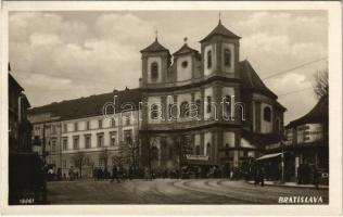 1936 Pozsony, Pressburg, Bratislava; utca, Arnold Hoff üzlete, templom, villamos, dohánybolt / street view, shops, church, tram, tobacco shop