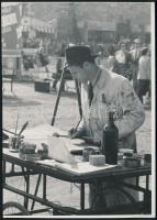 Alkalmi címfestő vásárban, jelzetlen fotó, 18×13 cm