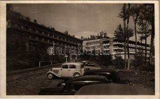 1942 Mátra, Kékes szálloda, automobilok. Özv. Klein S. H.-né kiadása (fl)